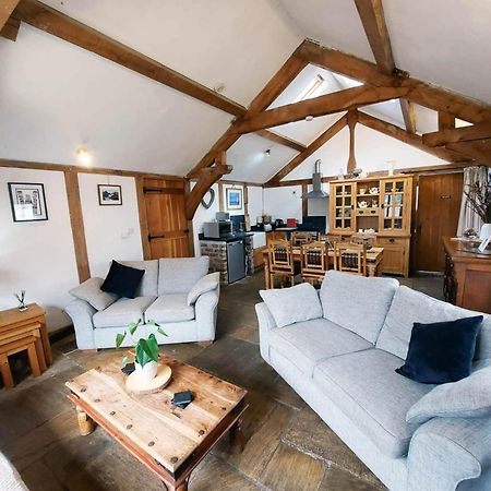 Barnacre Green Cottage With Hot Tub And Private Pool Moreton  エクステリア 写真