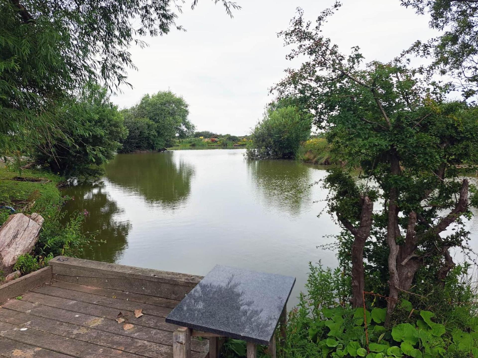 Barnacre Green Cottage With Hot Tub And Private Pool Moreton  エクステリア 写真