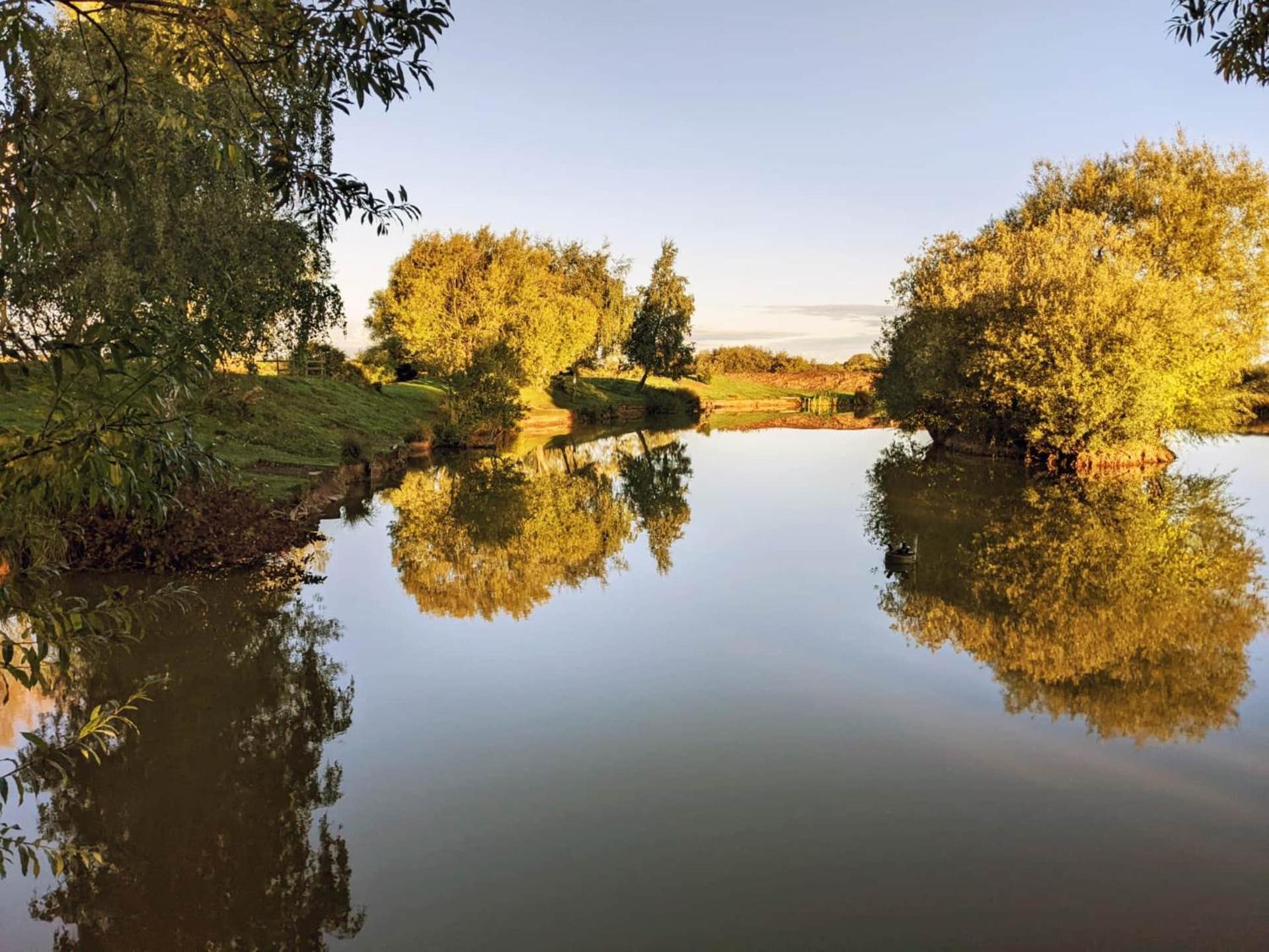 Barnacre Green Cottage With Hot Tub And Private Pool Moreton  エクステリア 写真