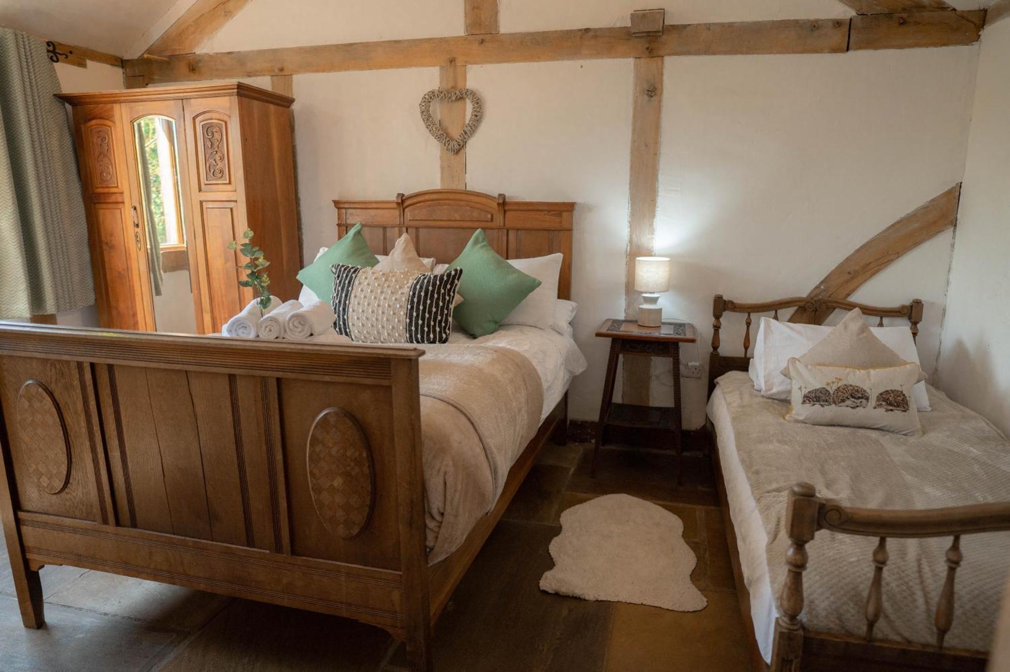 Barnacre Green Cottage - Eco-Friendly Cosy Cottage Moreton  エクステリア 写真