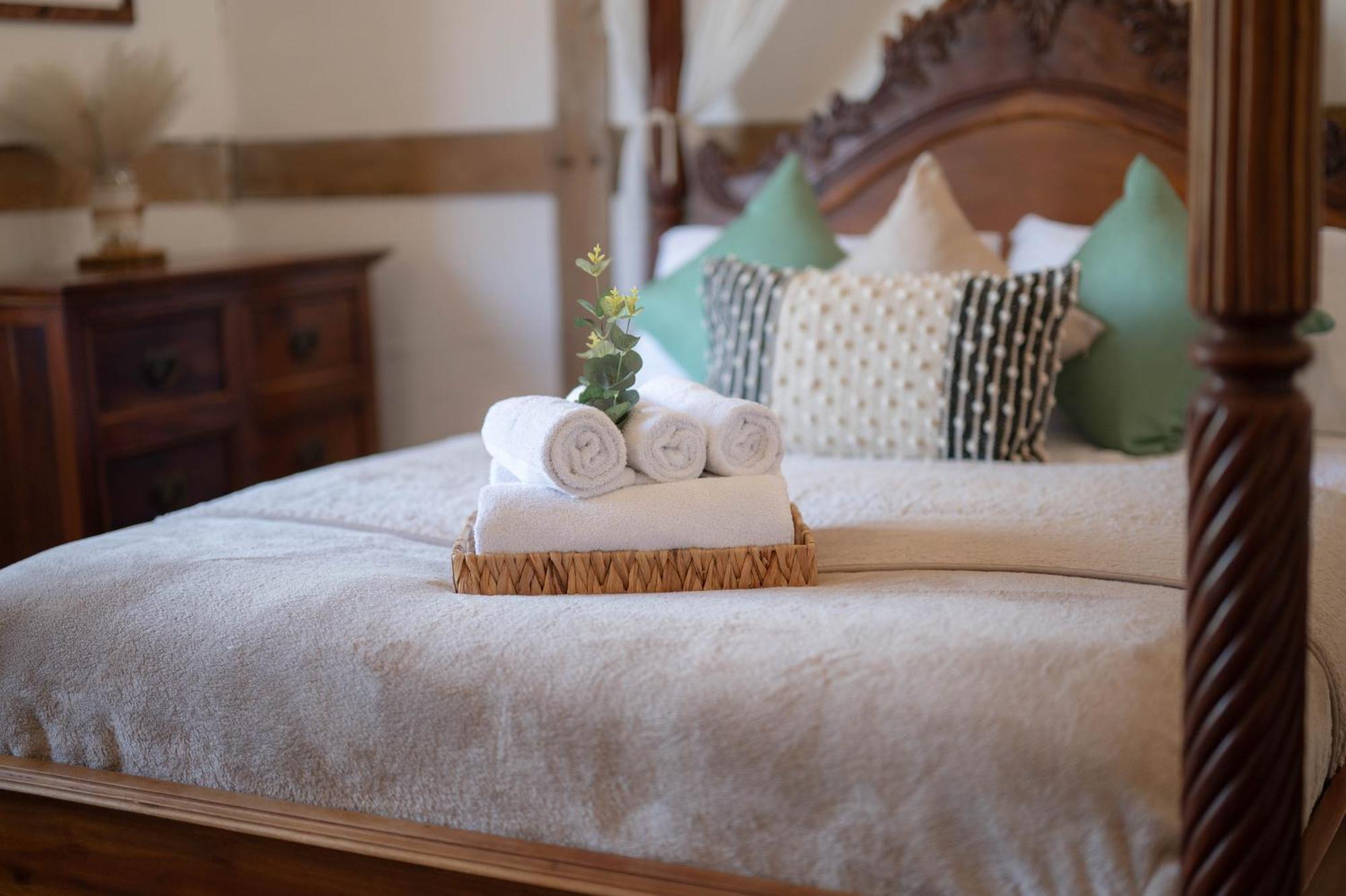 Barnacre Green Cottage - Eco-Friendly Cosy Cottage Moreton  エクステリア 写真